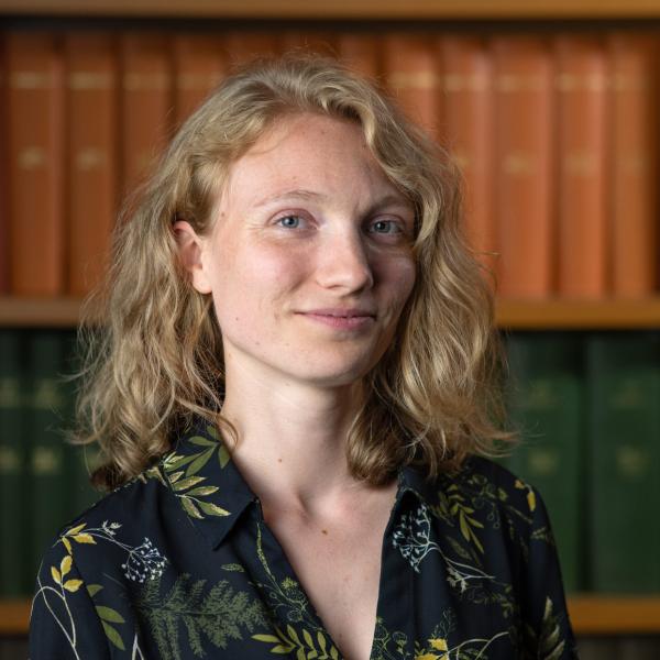 Portrait photo of Tabitha Broadbelt