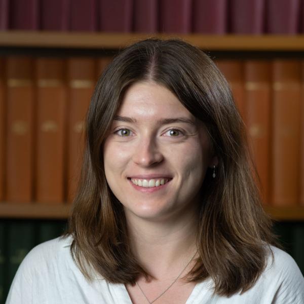 portrait photo of Helen Collins